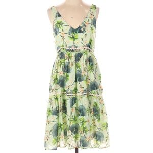 Verandah Midi Dress Green Tropical Floral Small